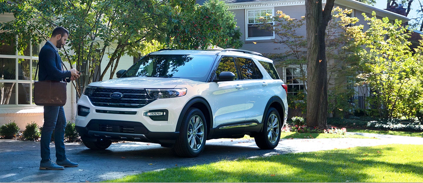 Vista Ford Lincoln in Woodland Hills CA