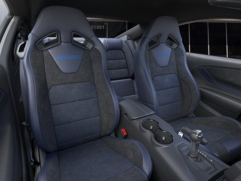 2025 Ford Mustang Dark Horse