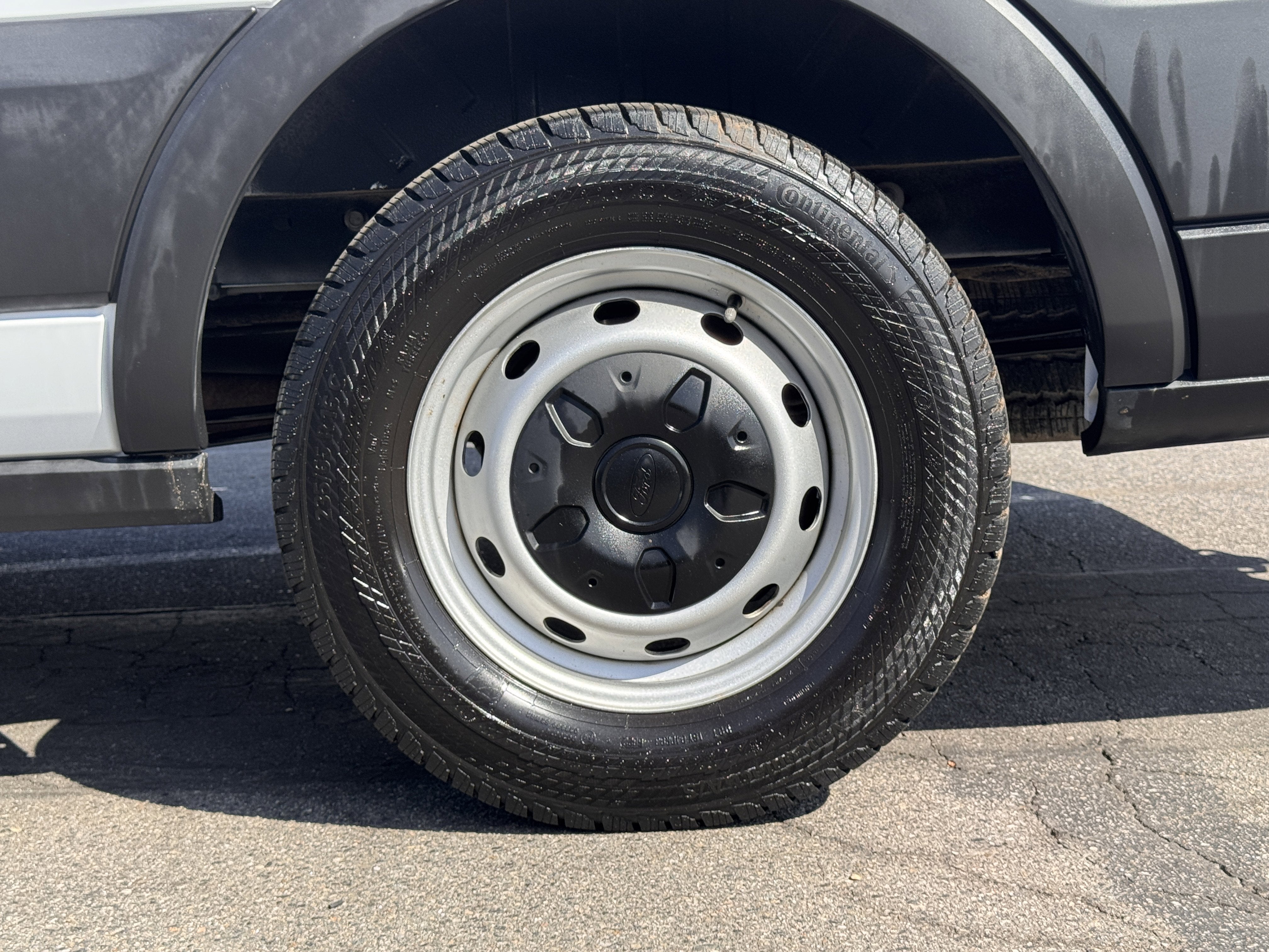 2023 Ford Transit Passenger Wagon XL