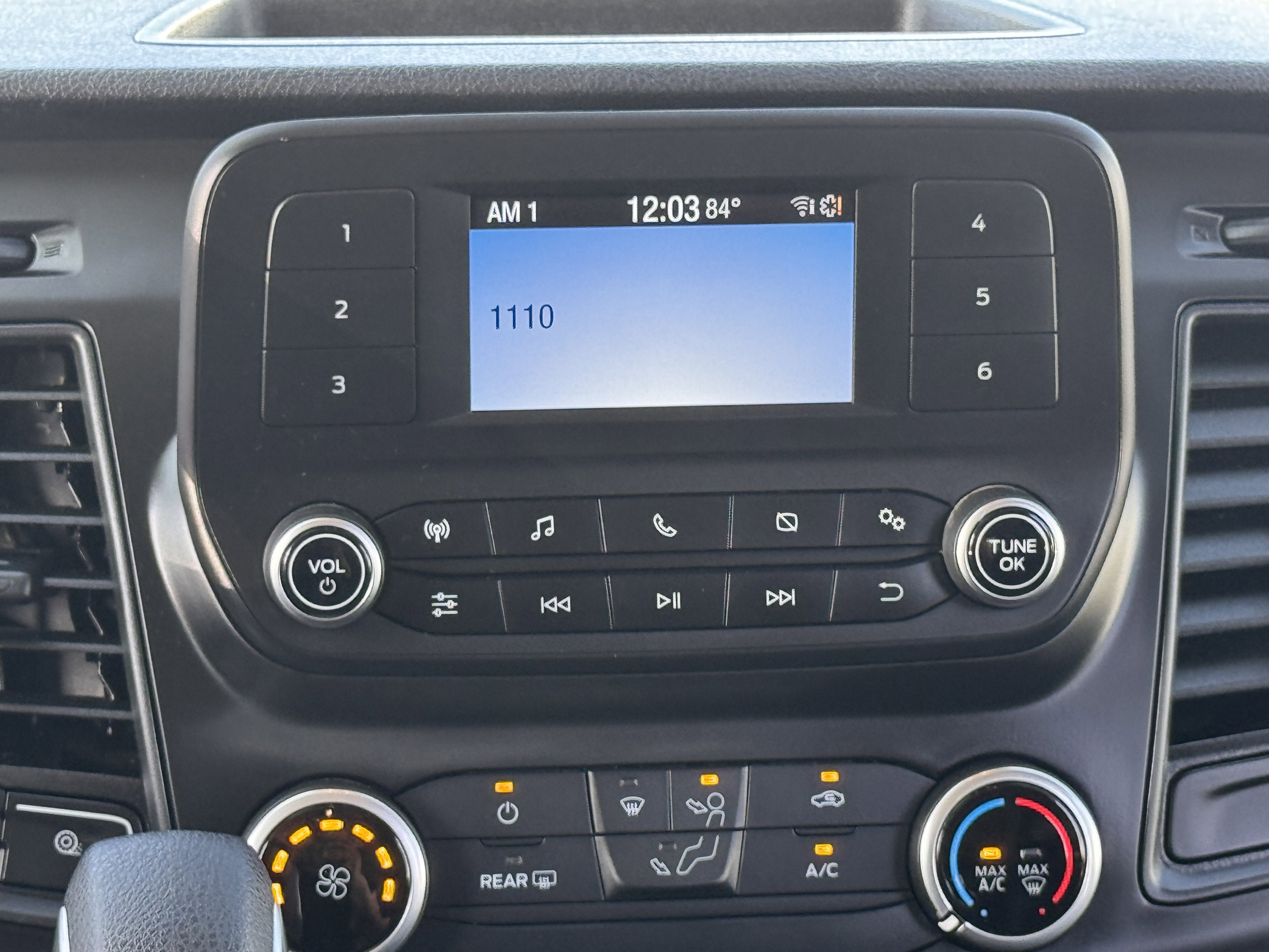 2023 Ford Transit Passenger Wagon XL