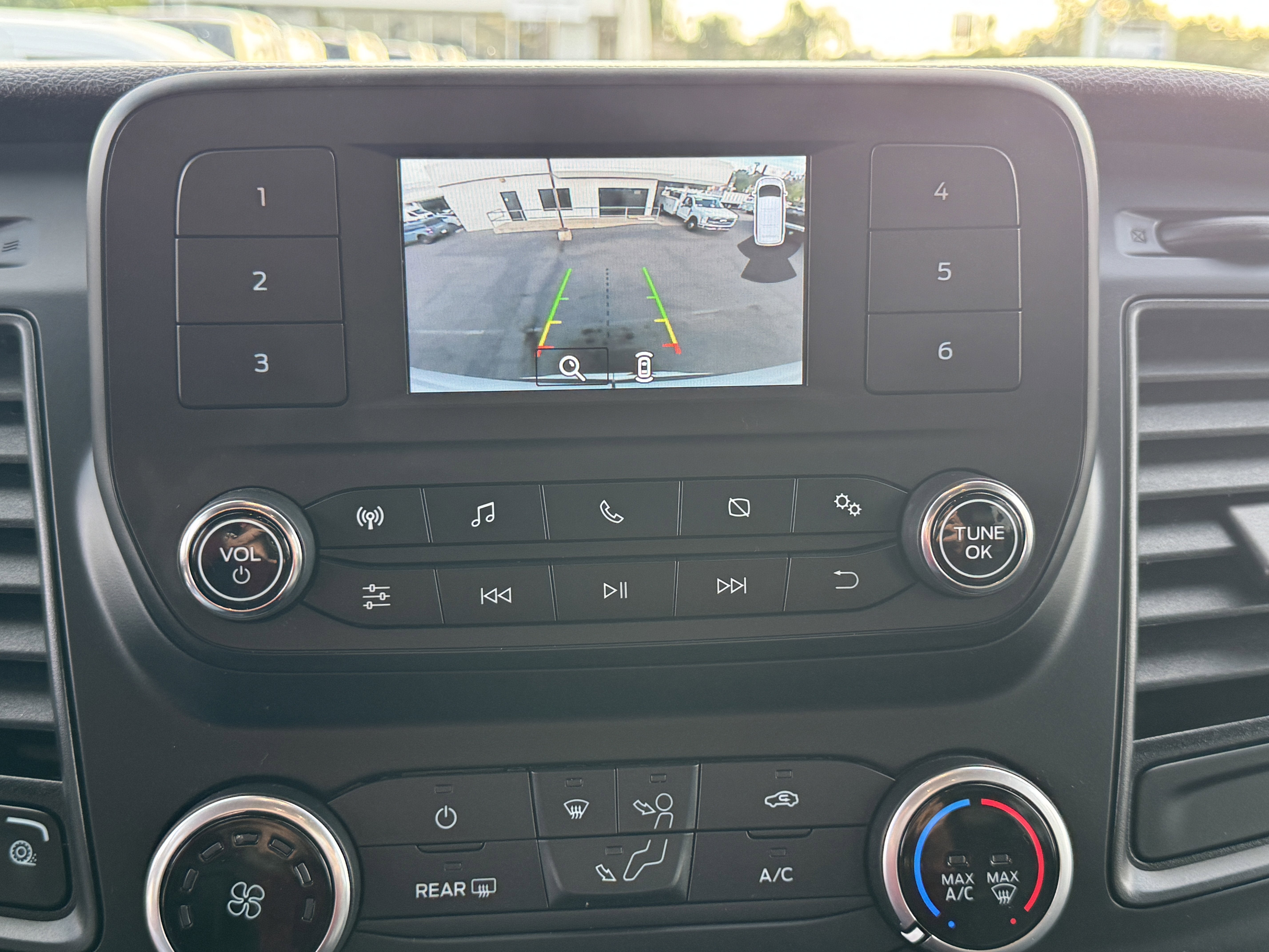 2023 Ford Transit Passenger Wagon XL