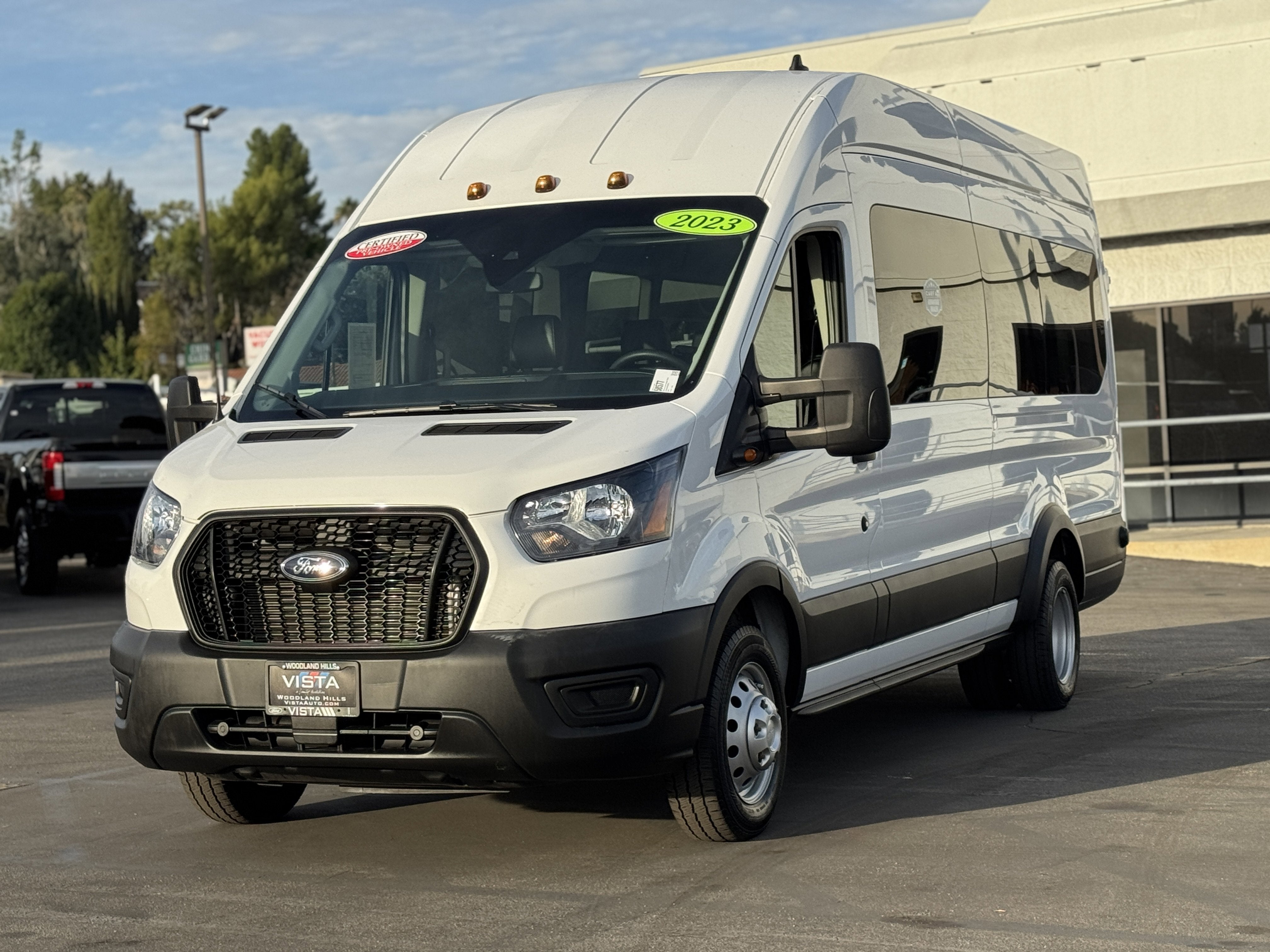 2023 Ford Transit Passenger Wagon XL