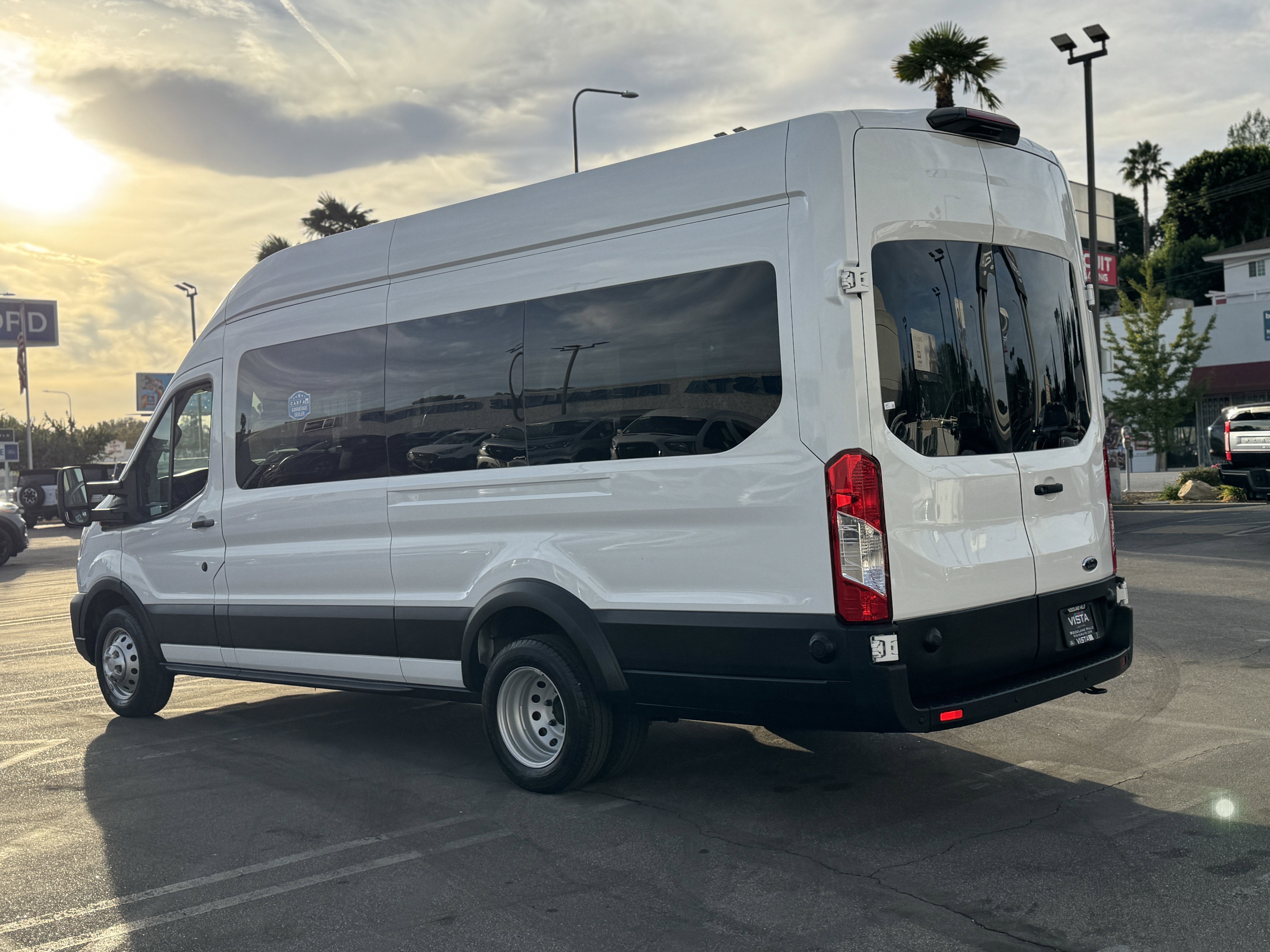 2023 Ford Transit Passenger Wagon XL
