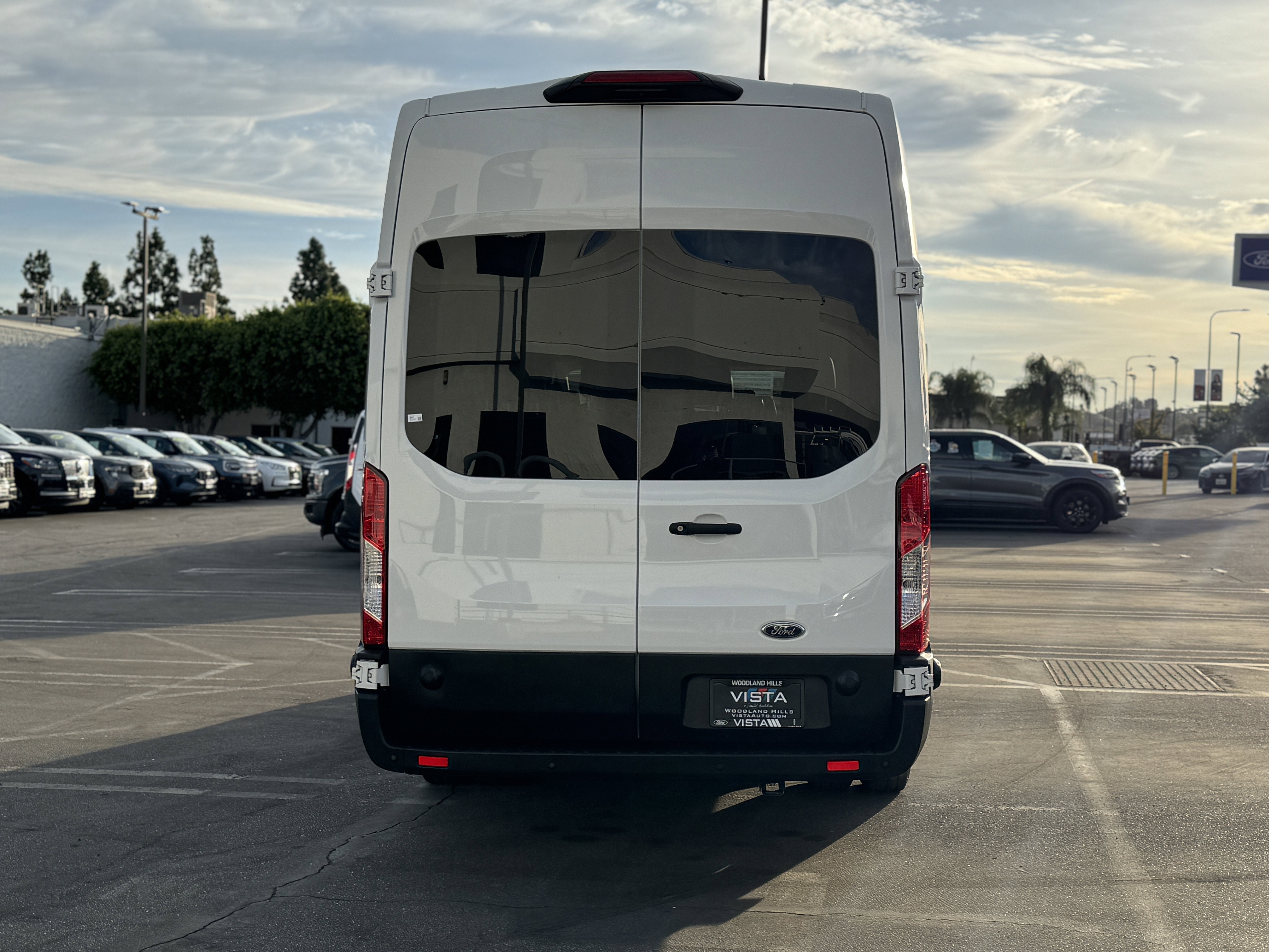 2023 Ford Transit Passenger Wagon XL
