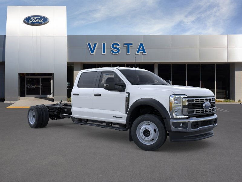 2026 Ford Super Duty F-450 DRW XL 4WD Crew Cab 203 WB 84 CA