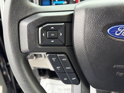 2017 Ford Super Duty F-550 DRW XLT 2WD Crew Cab 203 WB 84 CA