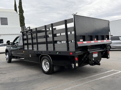 2017 Ford Super Duty F-550 DRW XLT 2WD Crew Cab 203 WB 84 CA