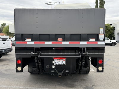 2017 Ford Super Duty F-550 DRW XLT 2WD Crew Cab 203 WB 84 CA