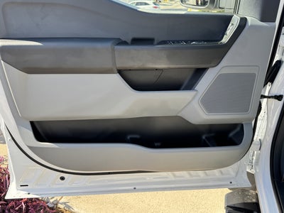 2025 Ford Super Duty F-550 DRW XL 4WD Crew Cab 179 WB 60 CA