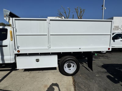 2025 Ford Super Duty F-550 DRW XL 4WD Crew Cab 179 WB 60 CA