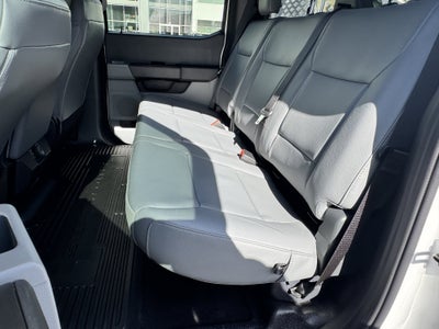 2025 Ford Super Duty F-550 DRW XL 4WD Crew Cab 179 WB 60 CA