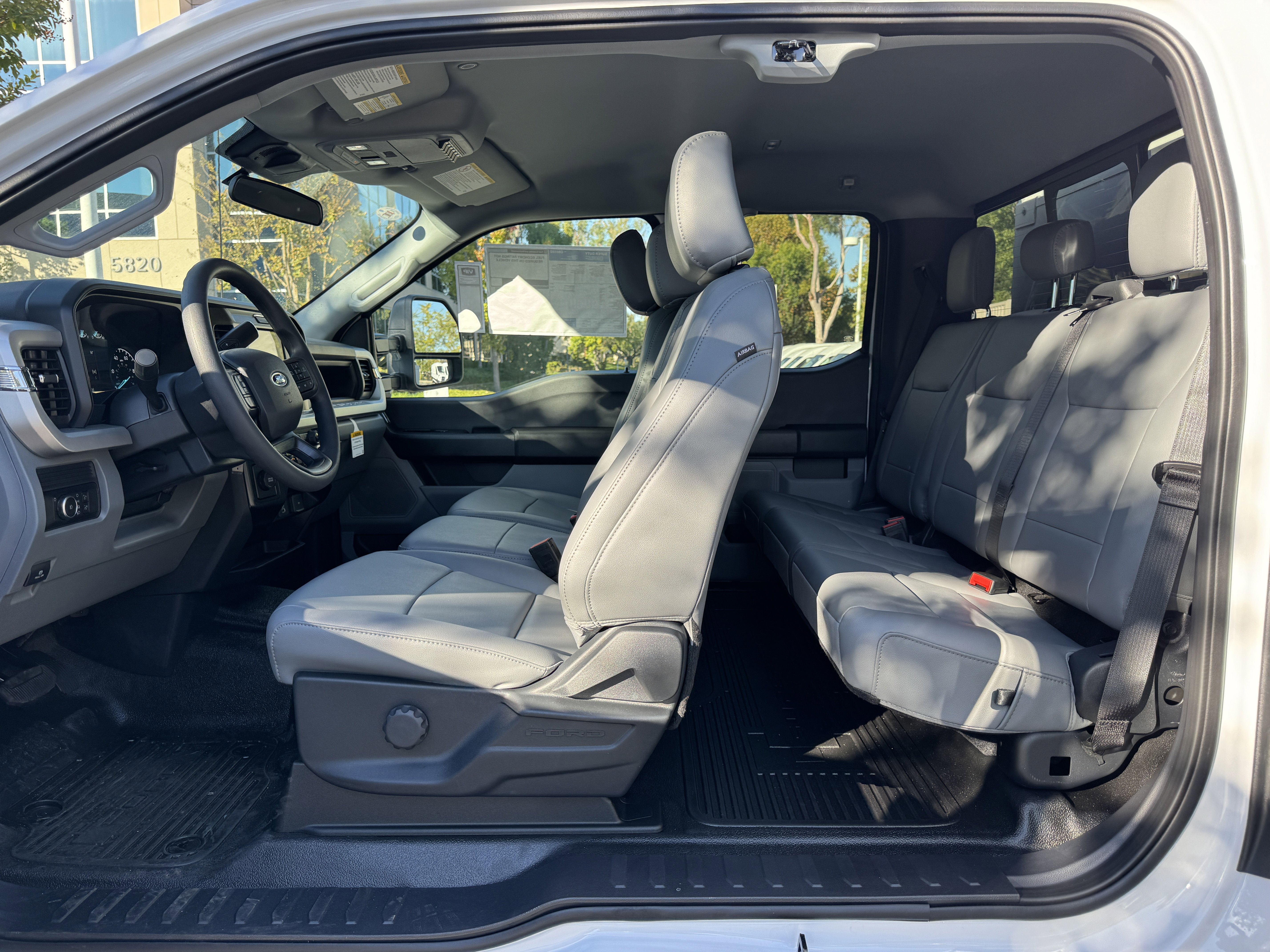 2026 Ford Super Duty F-450 DRW XL 2WD SuperCab 192 WB 84 CA