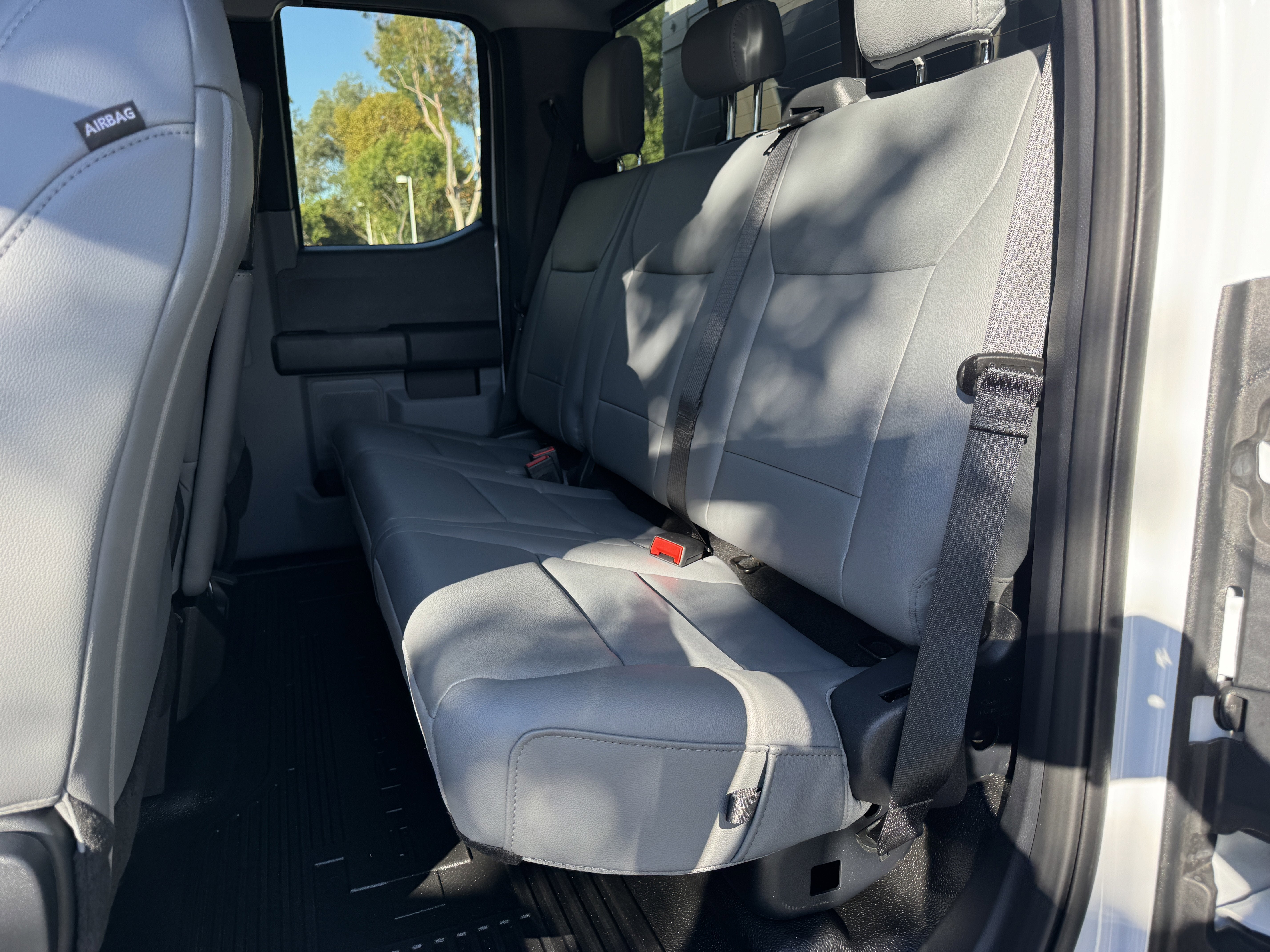 2026 Ford Super Duty F-450 DRW XL 2WD SuperCab 192 WB 84 CA