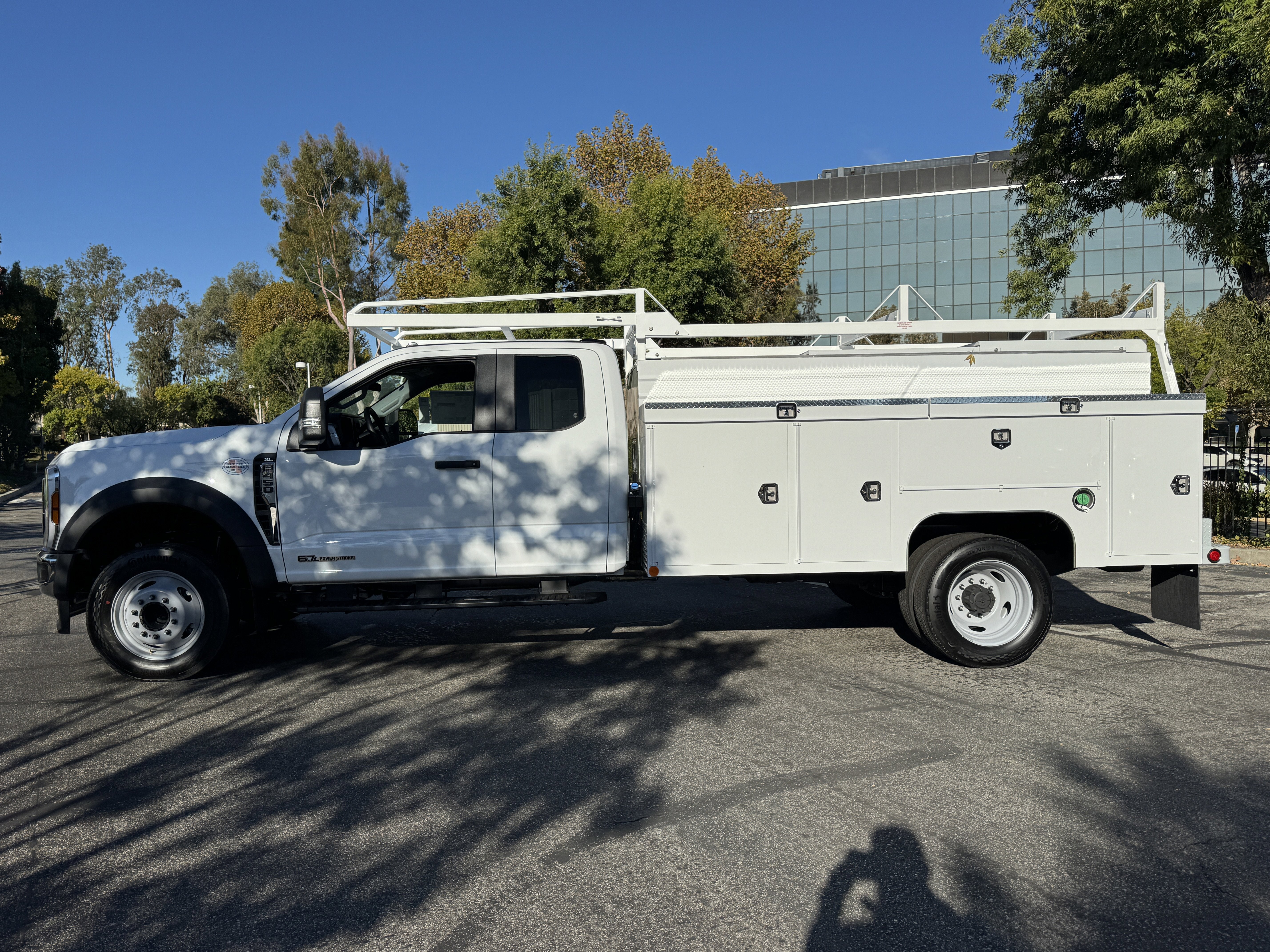 2026 Ford Super Duty F-450 DRW XL 2WD SuperCab 192 WB 84 CA
