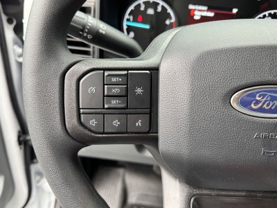 2025 Ford Super Duty F-550 DRW XL 2WD SuperCab 192 WB 84 CA