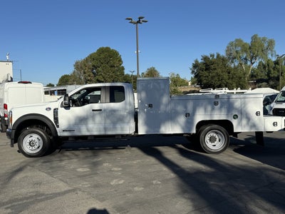 2026 Ford Super Duty F-550 DRW XL 4WD SuperCab 168 WB 60 CA