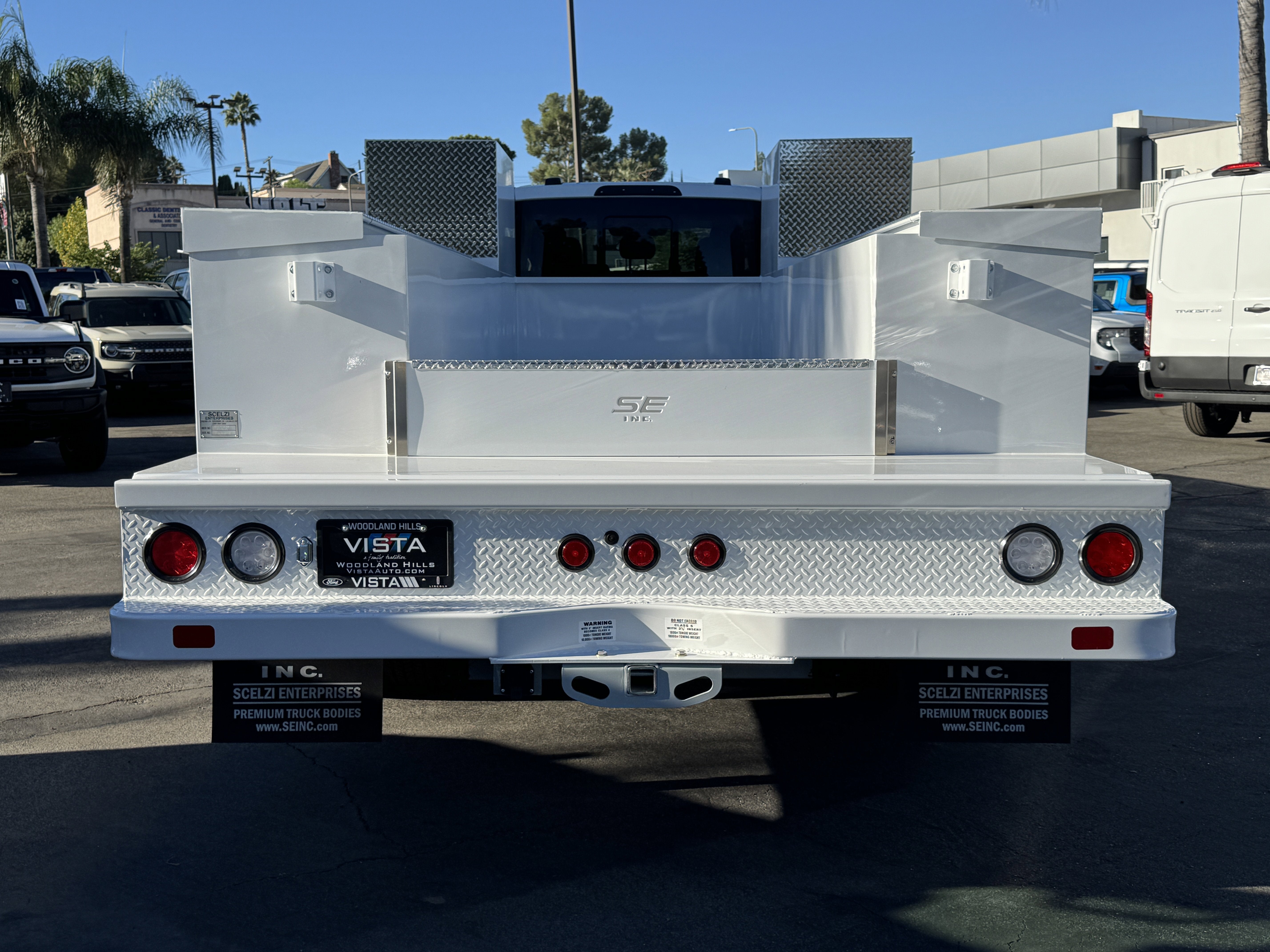 2026 Ford Super Duty F-550 DRW XL 4WD SuperCab 168 WB 60 CA