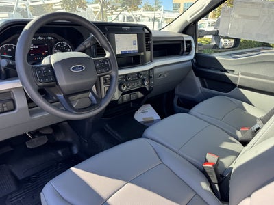 2026 Ford Super Duty F-550 DRW XL 4WD SuperCab 192 WB 84 CA