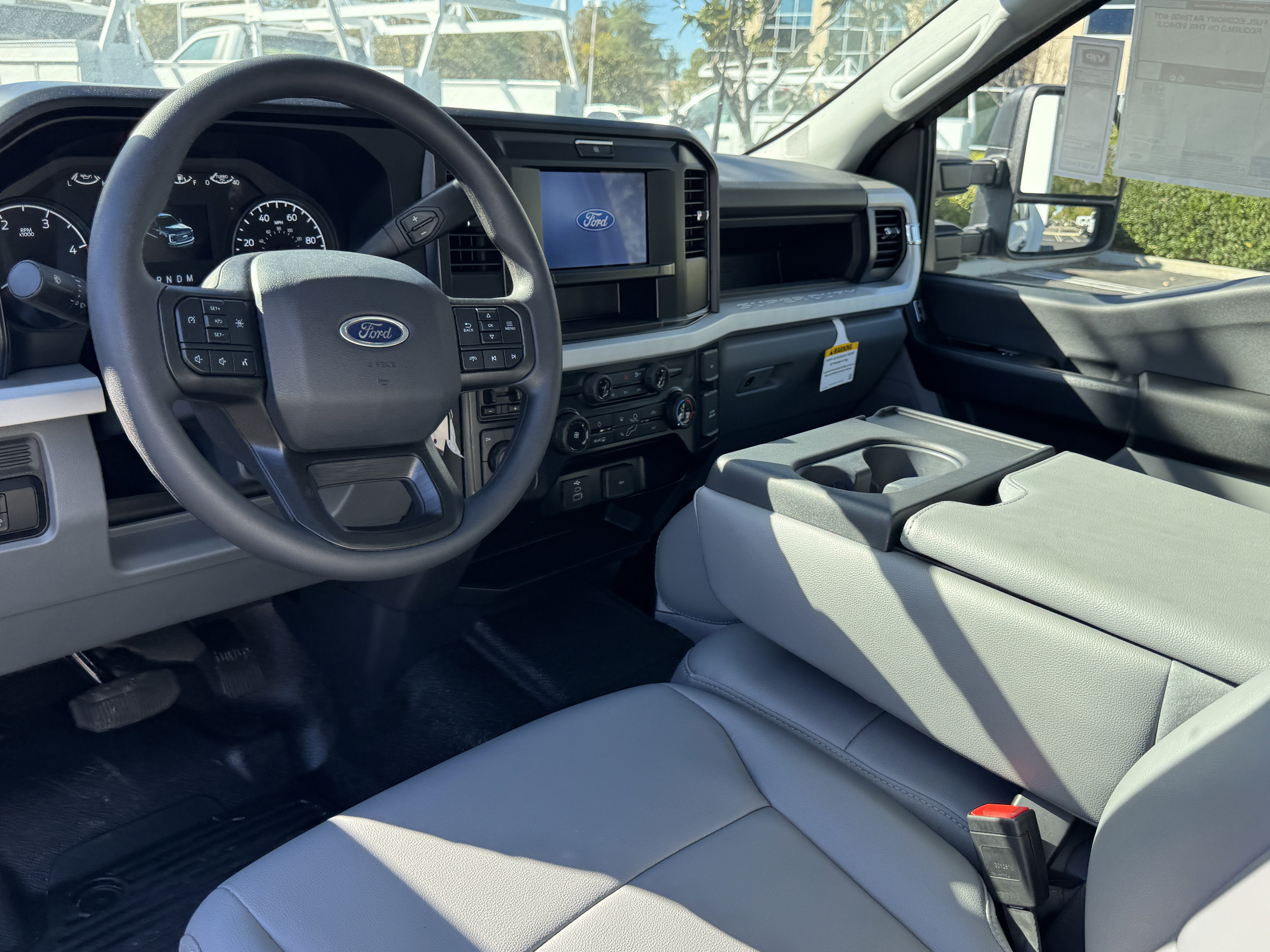 2026 Ford Super Duty F-550 DRW XL 4WD SuperCab 168 WB 60 CA