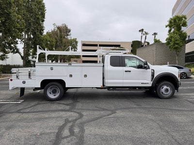 2025 Ford Super Duty F-550 DRW XL 4WD SuperCab 168 WB 60 CA