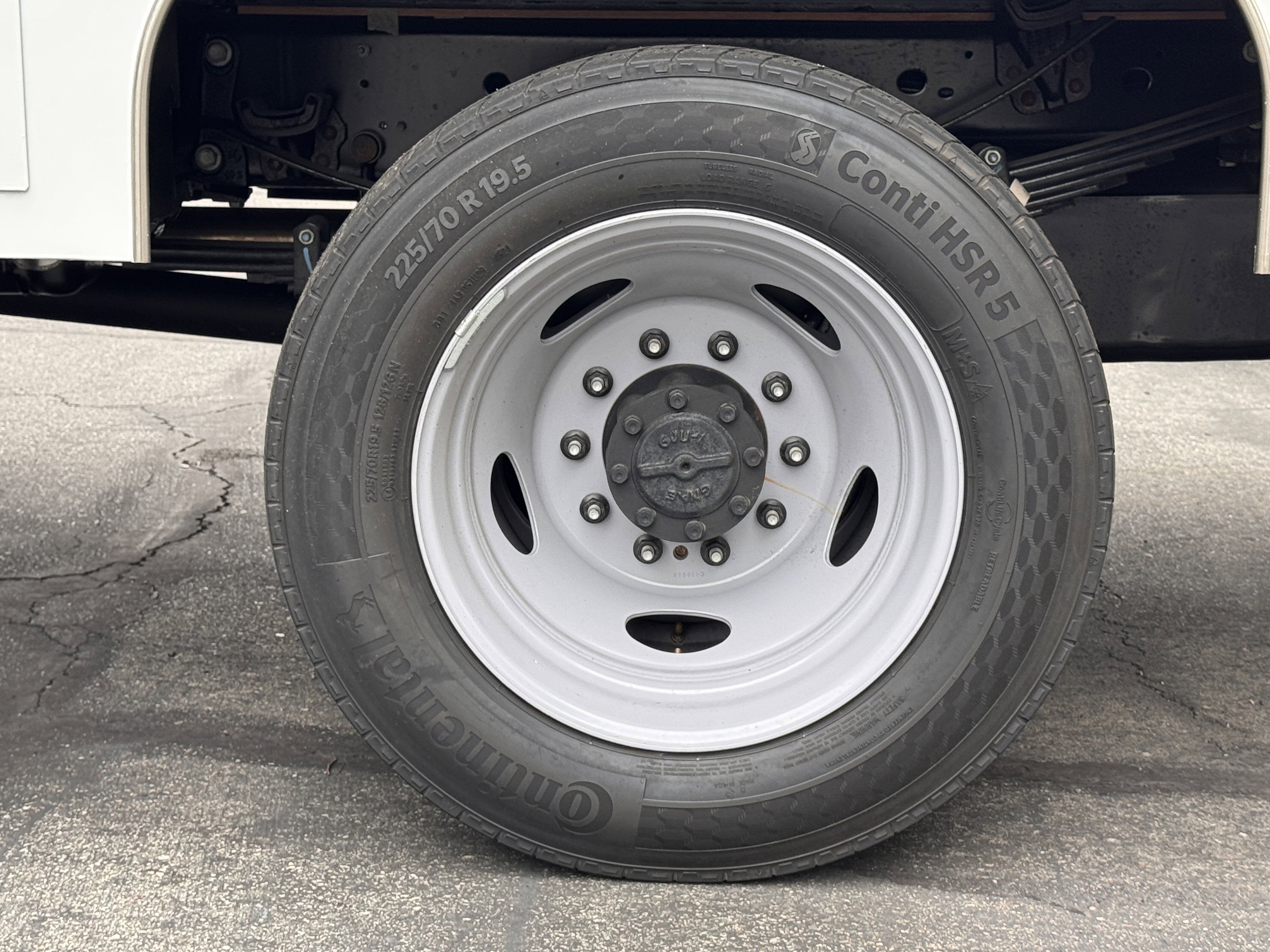 2025 Ford Super Duty F-550 DRW XL 4WD SuperCab 168 WB 60 CA