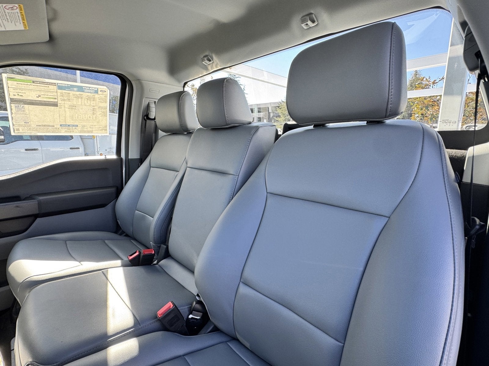 2025 Ford Super Duty F-350 DRW XL 2WD Crew Cab 179 WB 60 CA