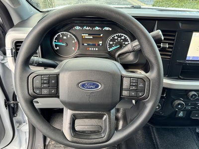 2025 Ford Super Duty F-350 DRW XL 2WD Crew Cab 179 WB 60 CA