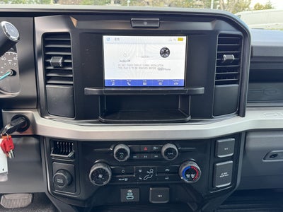 2025 Ford Super Duty F-350 DRW XL 2WD Crew Cab 179 WB 60 CA