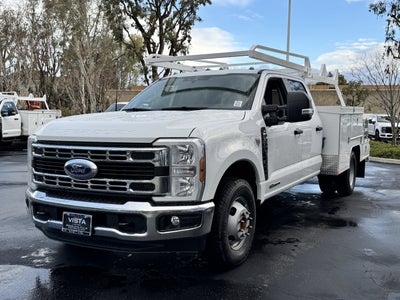 2025 Ford Super Duty F-350 DRW XL 2WD Crew Cab 179 WB 60 CA