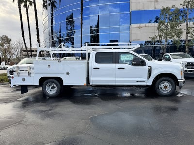 2025 Ford Super Duty F-350 DRW XL 2WD Crew Cab 179 WB 60 CA