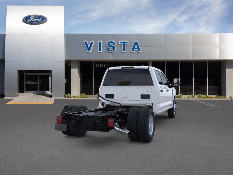 2026 Ford Super Duty F-350 DRW XL 2WD Crew Cab 179 WB 60 CA