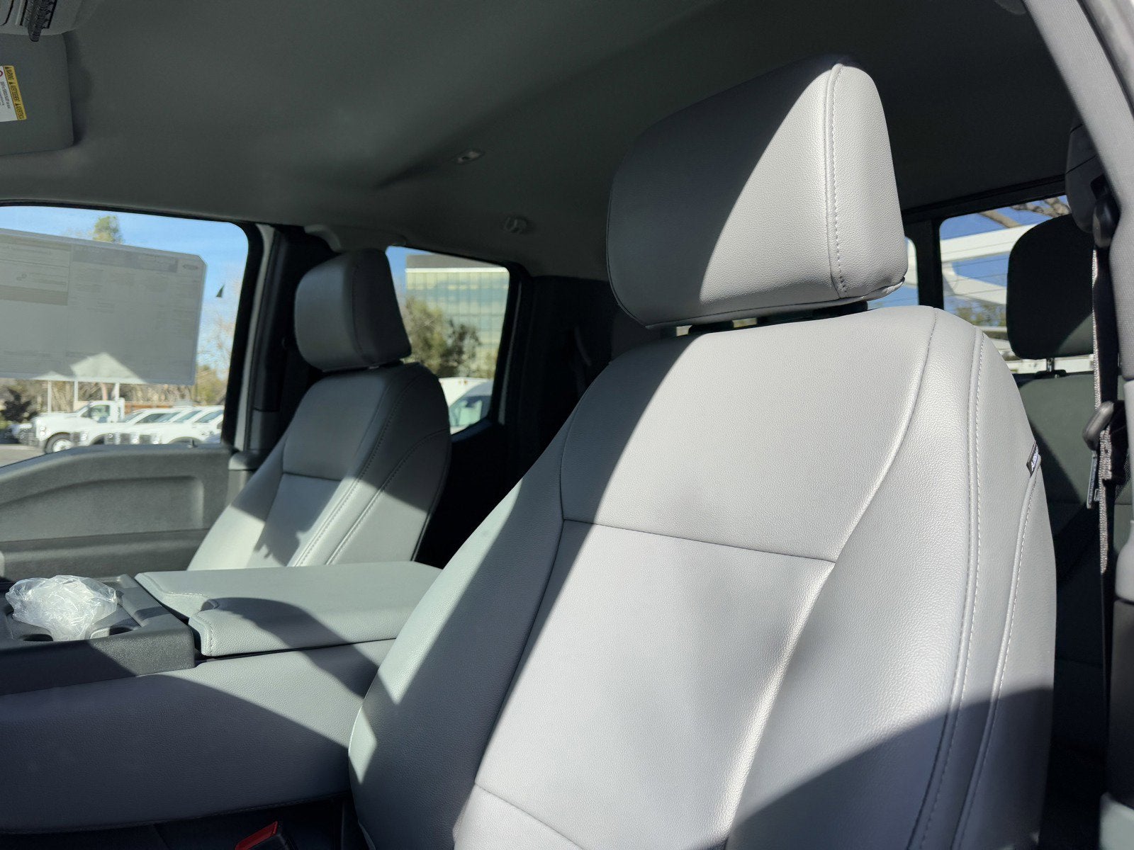 2025 Ford Super Duty F-350 SRW XL 2WD SuperCab 168 WB 60 CA