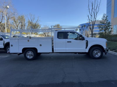 2025 Ford Super Duty F-350 SRW XL 2WD SuperCab 168 WB 60 CA