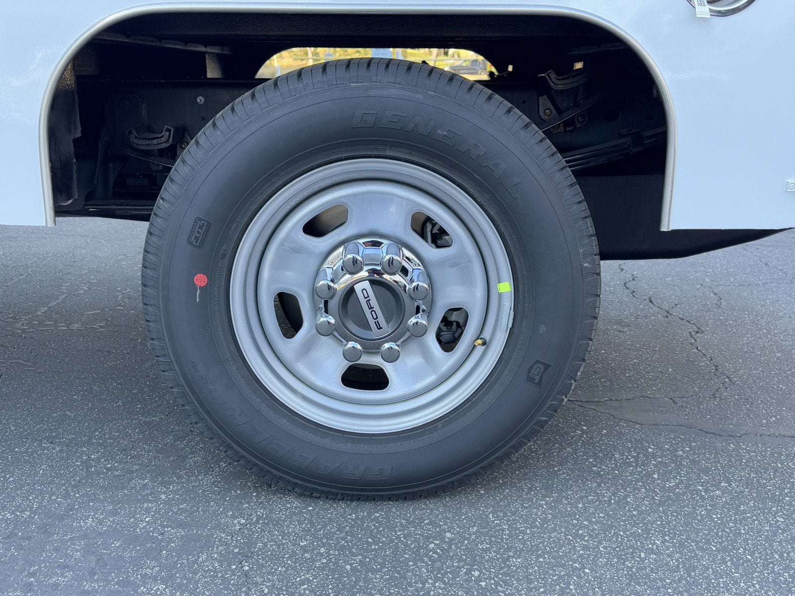 2025 Ford Super Duty F-350 SRW XL 2WD SuperCab 168 WB 60 CA