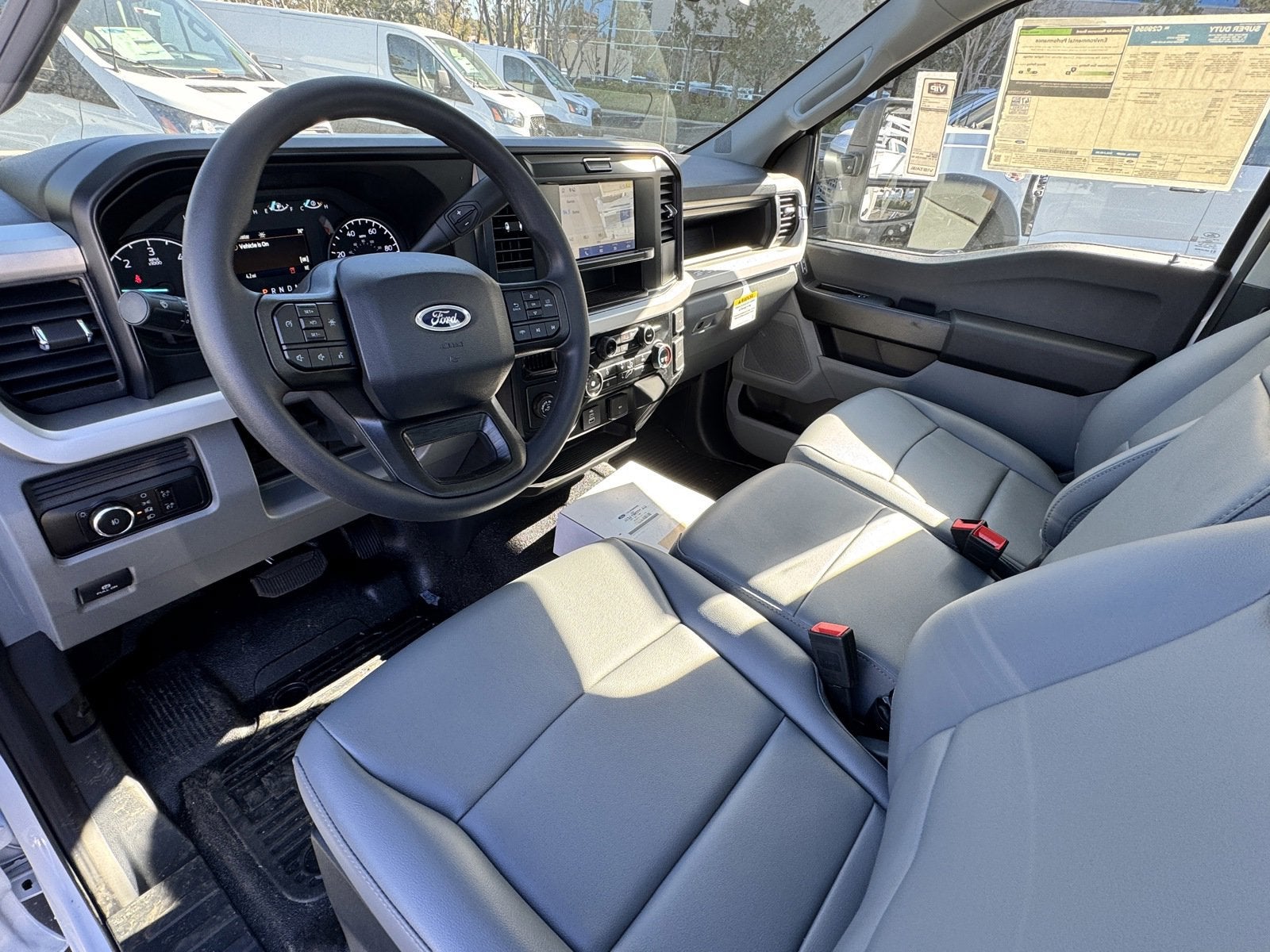 2025 Ford Super Duty F-350 SRW XL 4WD SuperCab 168 WB 60 CA