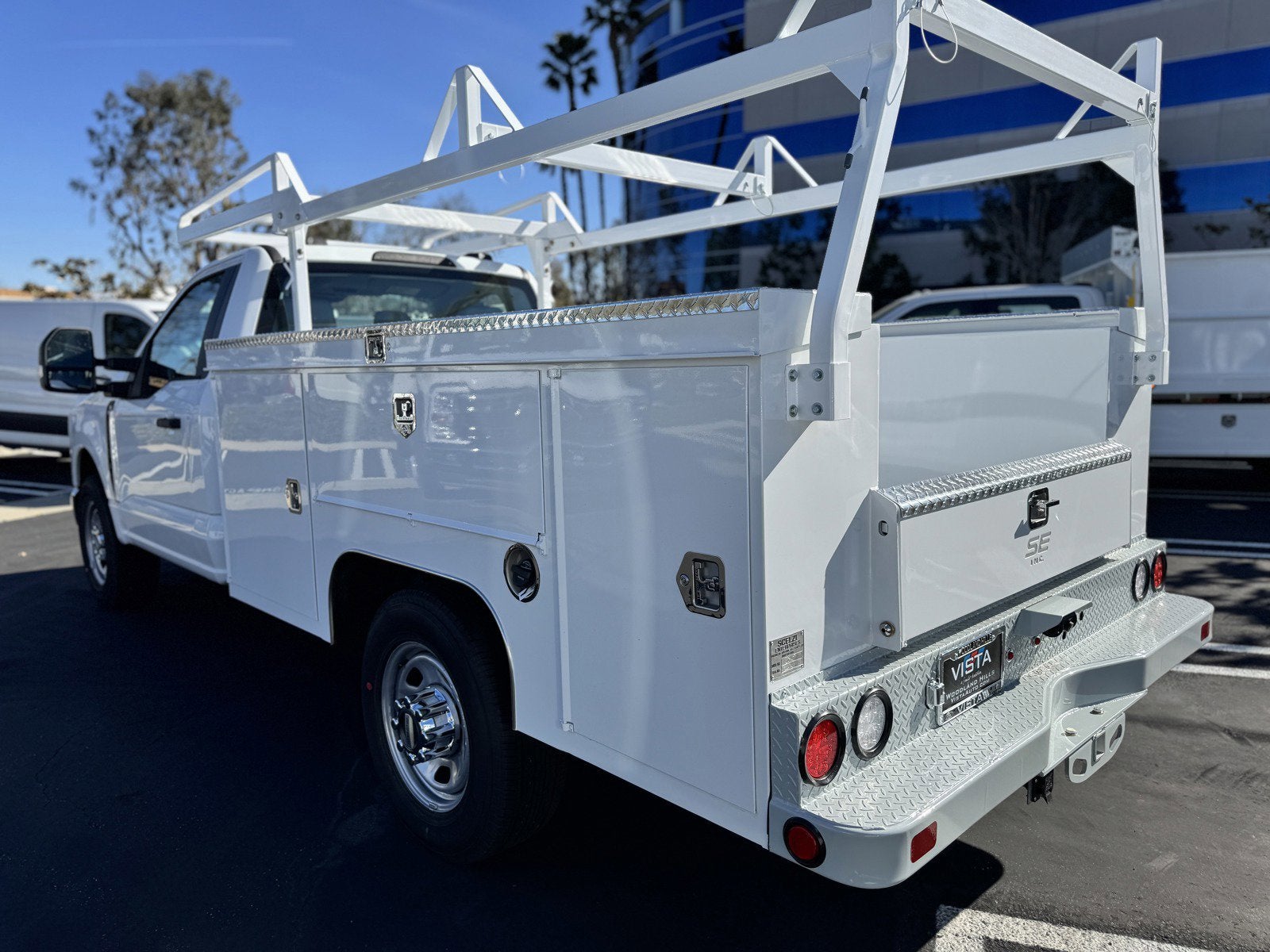 2025 Ford Super Duty F-350 SRW XL 4WD SuperCab 168 WB 60 CA