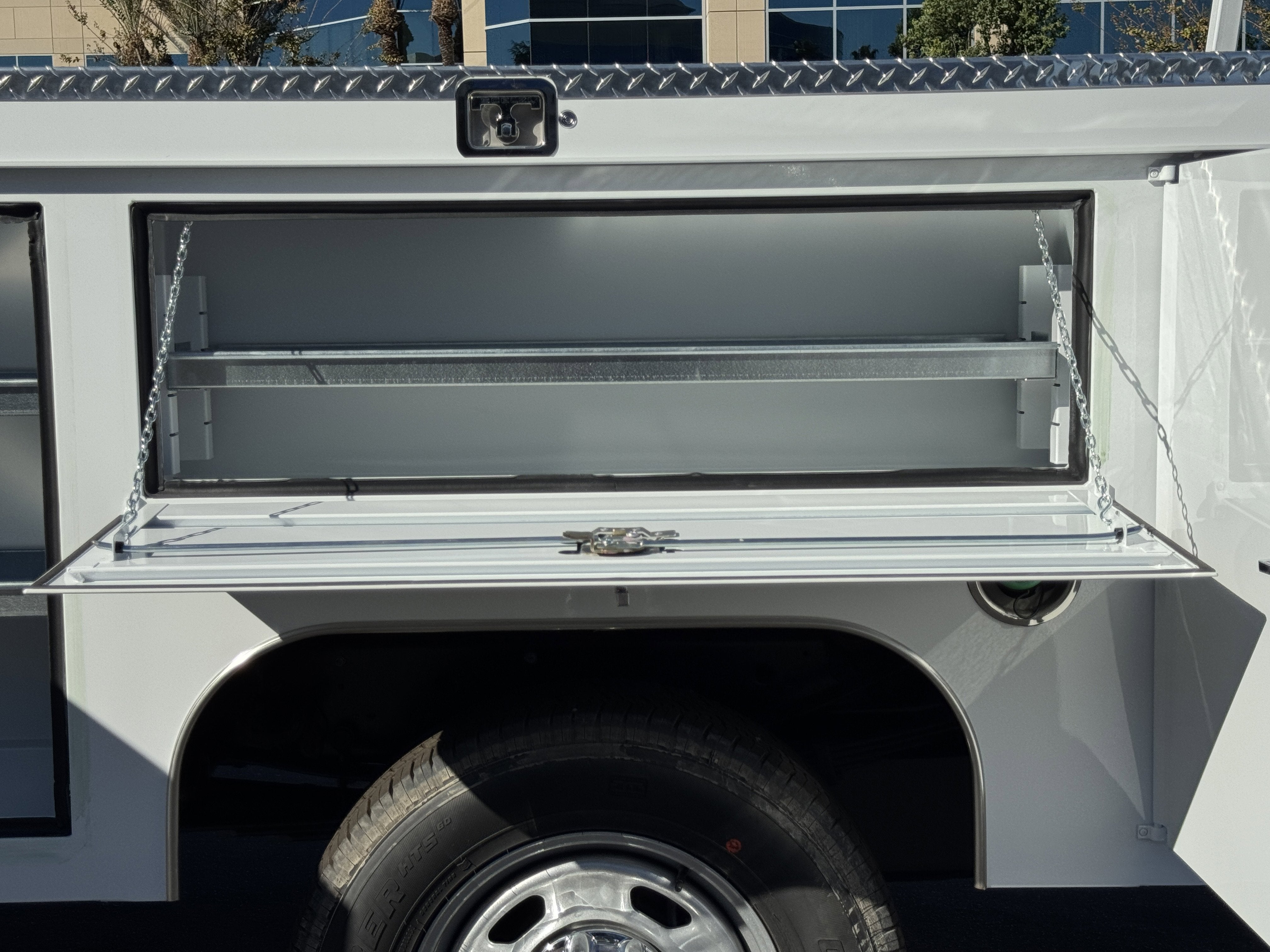 2025 Ford Super Duty F-350 SRW XL 4WD SuperCab 168 WB 60 CA