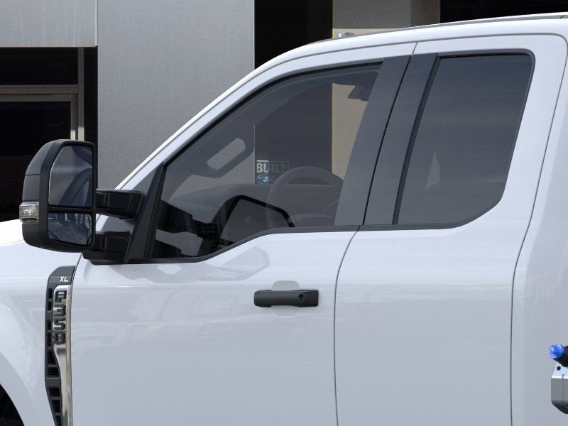 2026 Ford Super Duty F-350 DRW XL 4WD SuperCab 168 WB 60 CA