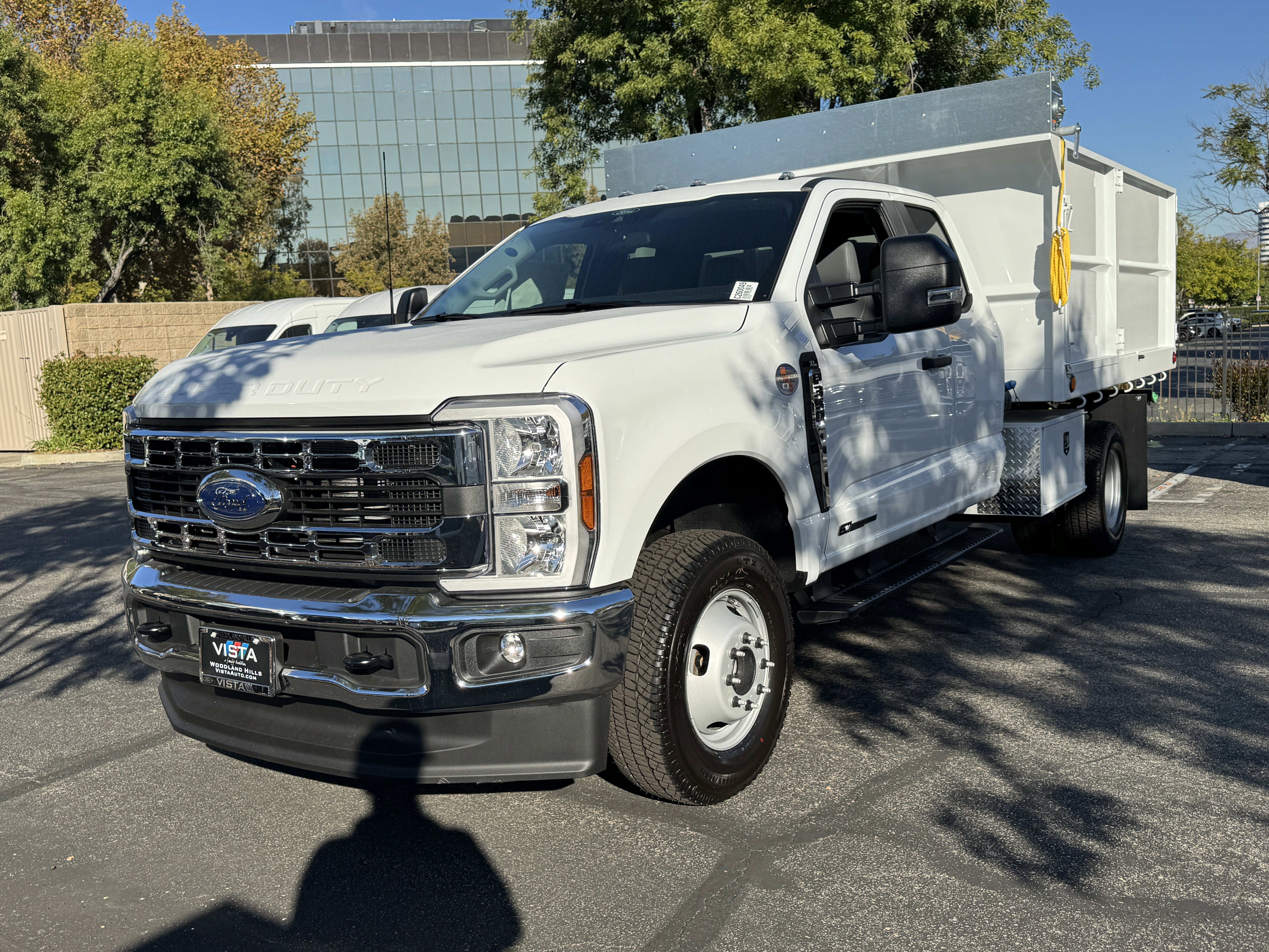 2026 Ford Super Duty F-350 DRW XL 4WD SuperCab 168 WB 60 CA