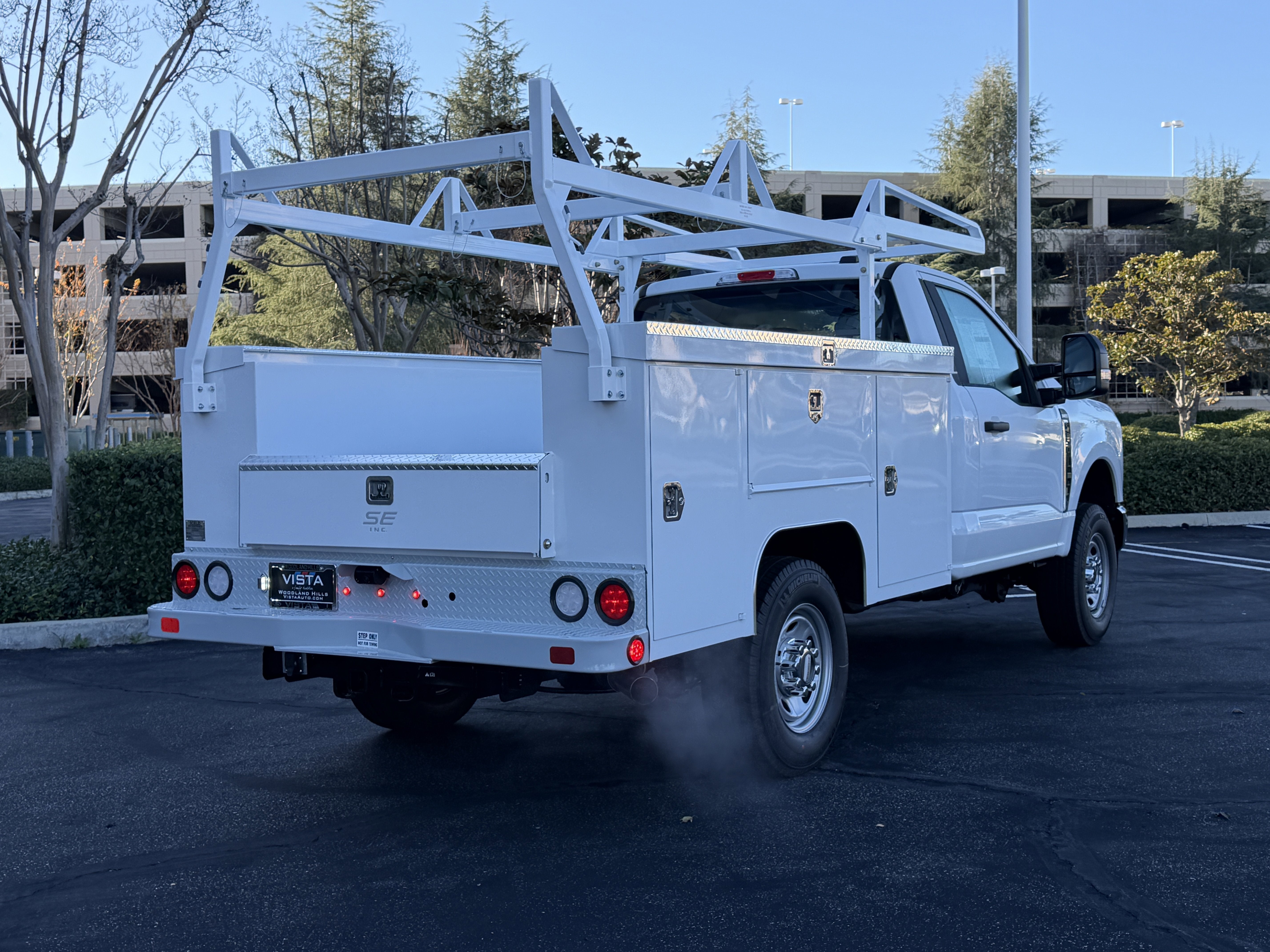 2026 Ford Super Duty F-250 SRW XL 4WD Reg Cab 8' Box