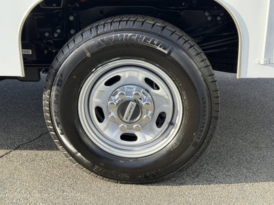 2026 Ford Super Duty F-250 SRW XL 4WD Reg Cab 8' Box