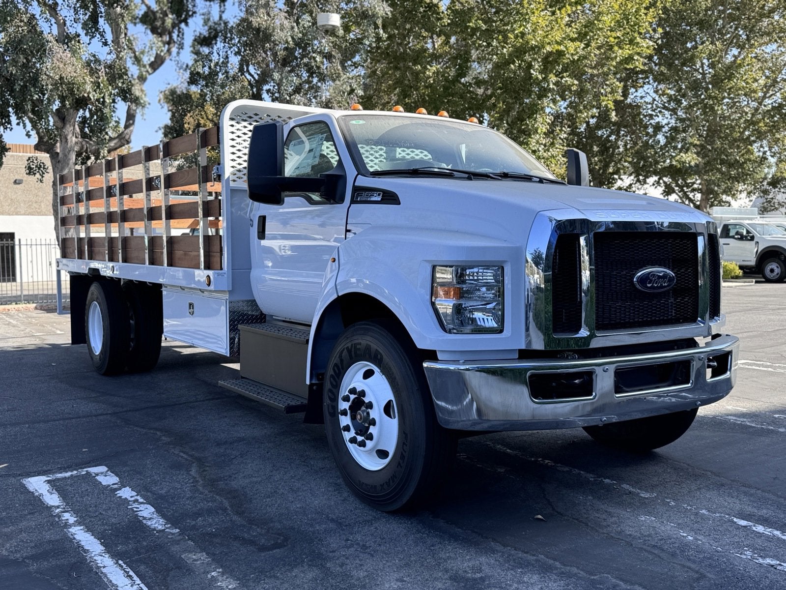 2025 Ford F-650 Straight Frame Gas Reg Cab