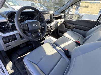 2025 Ford Super Duty F-350 SRW XL 2WD Reg Cab 145 WB 60 CA