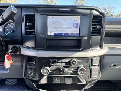 2025 Ford Super Duty F-350 SRW XL 2WD Reg Cab 145 WB 60 CA