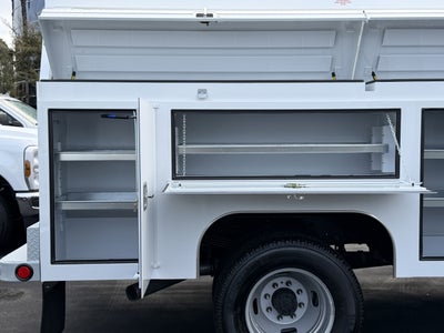 2026 Ford Super Duty F-350 DRW XL 4WD Reg Cab 145 WB 60 CA