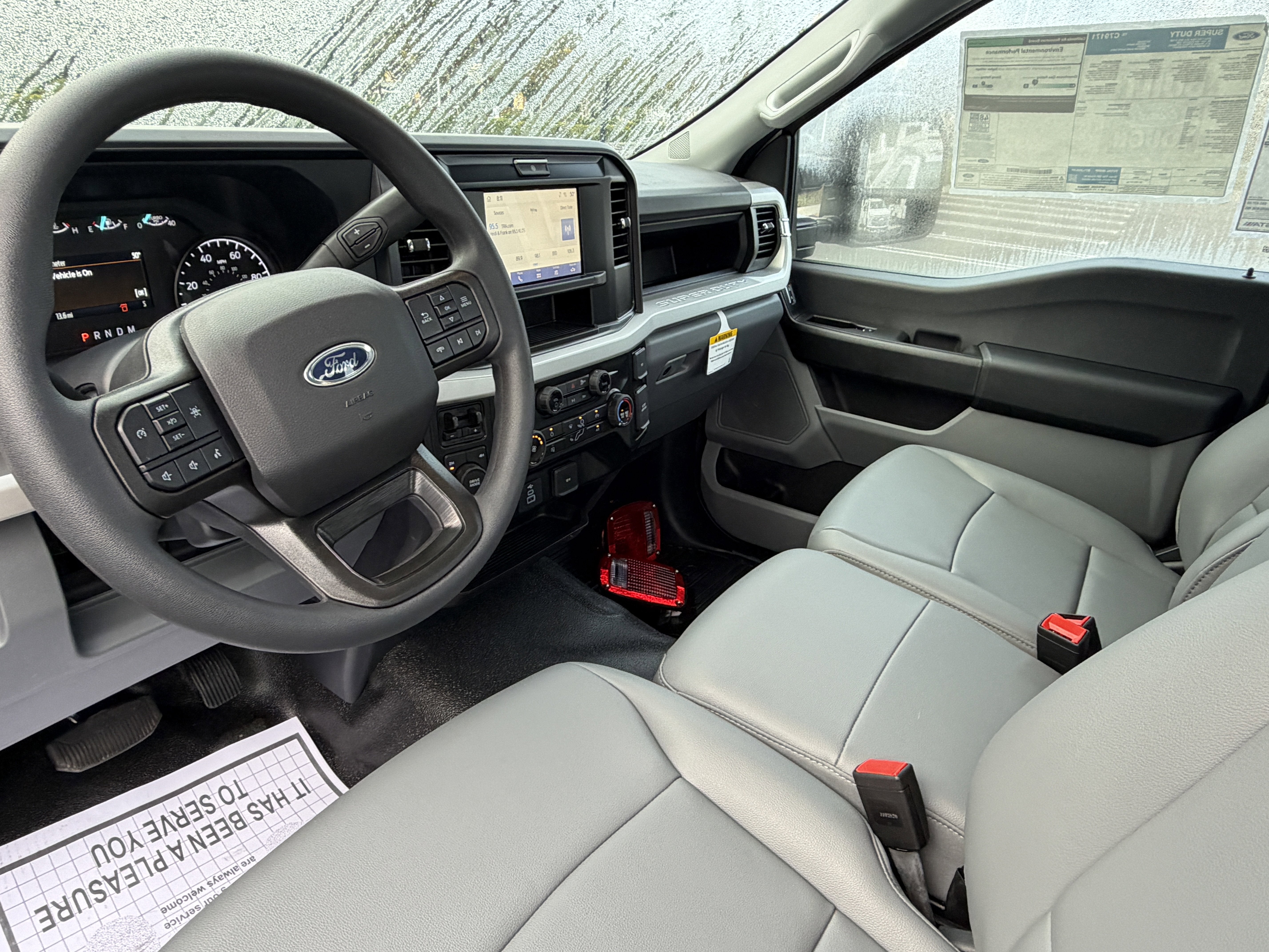 2026 Ford Super Duty F-350 DRW XL 4WD Reg Cab 145 WB 60 CA