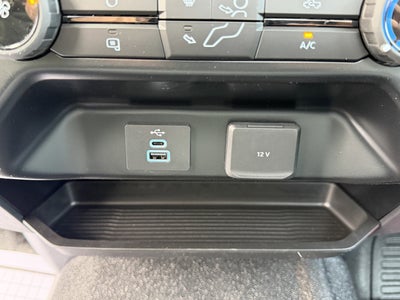 2026 Ford Super Duty F-350 DRW XL 4WD Reg Cab 145 WB 60 CA