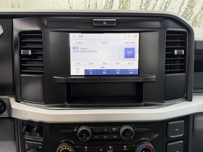 2026 Ford Super Duty F-350 DRW XL 4WD Reg Cab 145 WB 60 CA