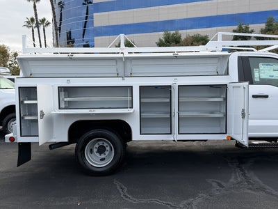 2026 Ford Super Duty F-350 DRW XL 4WD Reg Cab 145 WB 60 CA