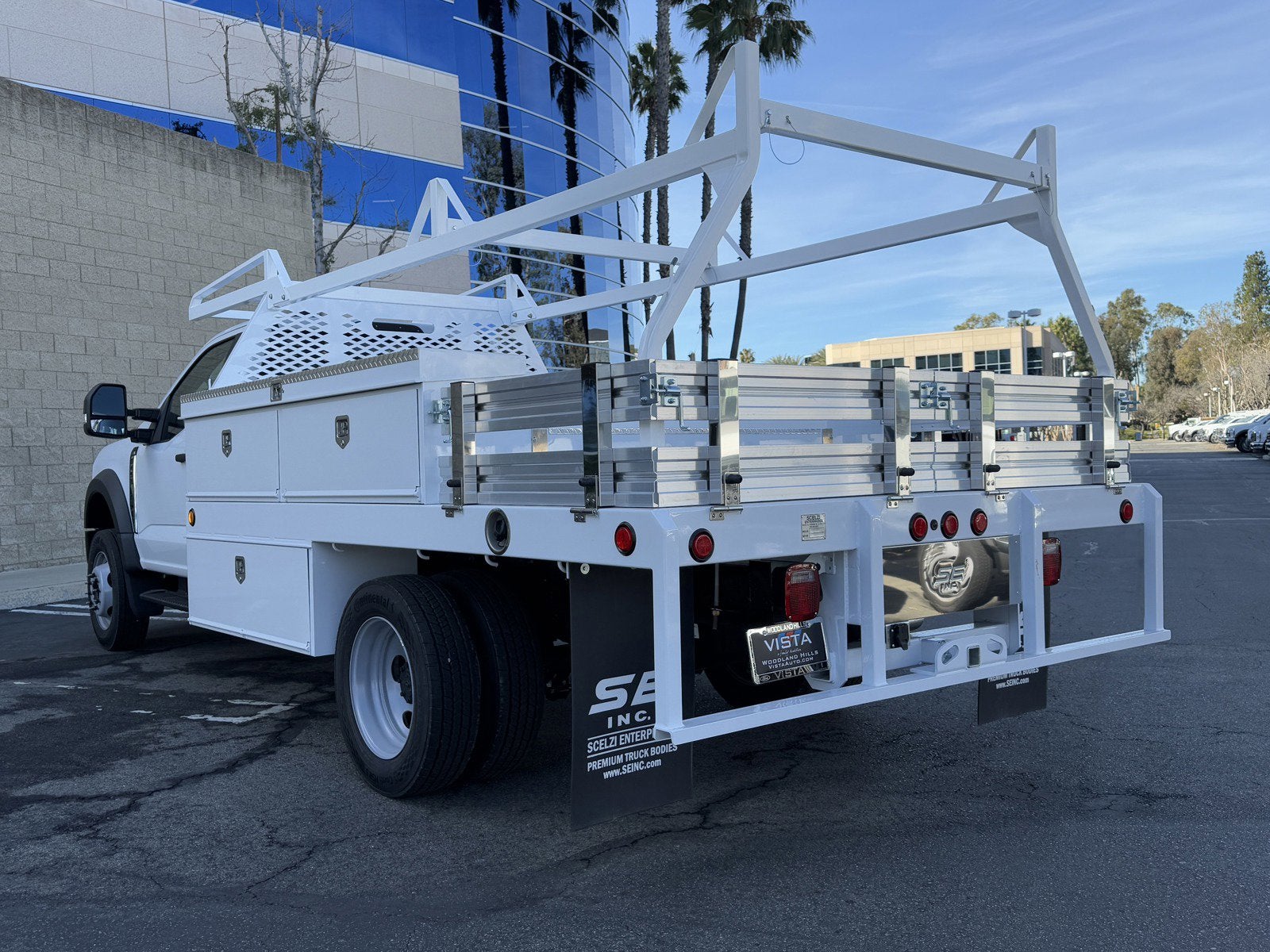 2024 Ford Super Duty F-450 DRW XL 2WD Reg Cab 145 WB 60 CA